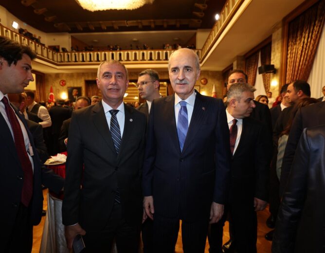 Federasyon Başkanımız Dr. Ahmet Karadağ, TBMM’de gerçekleştirilen 23 Nisan Ulusal Egemenlik ve Çocuk Bayramı Resepsiyonu’na katıldı.