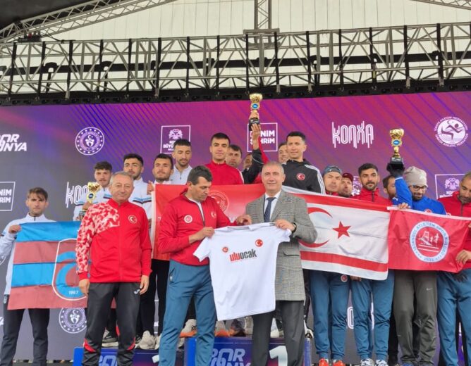 Türkiye Kulüpler Yarı Maraton Ligi’nde şampiyonluğu Türk Silahlı Kuvvetleri Spor Gücü Atletizm Takımı kazandı.
